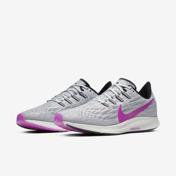 Nike Air Zoom Pegasus 36 - Férfi Futócipő - Platina/Szürke/Fekete/Lila